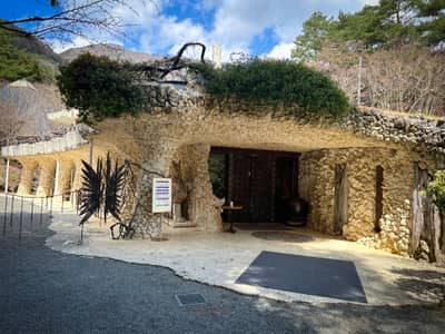 Organic Stone Architecture in Mount Fuji Region