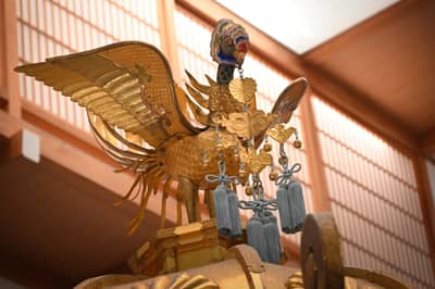 Golden Phoenix Ornament in Takayama