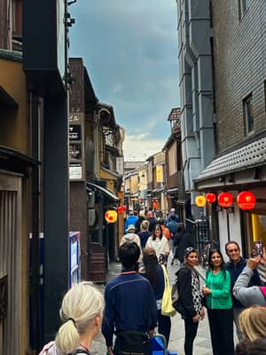 Traditional Street Scene in Historic Kyoto