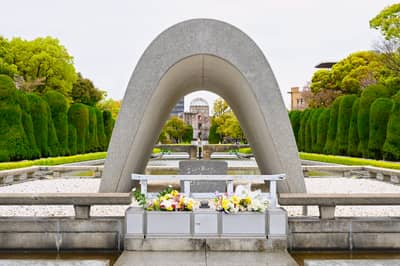 Peace Memorial Cenotaph and Atomic Bomb Dome, Hiroshima